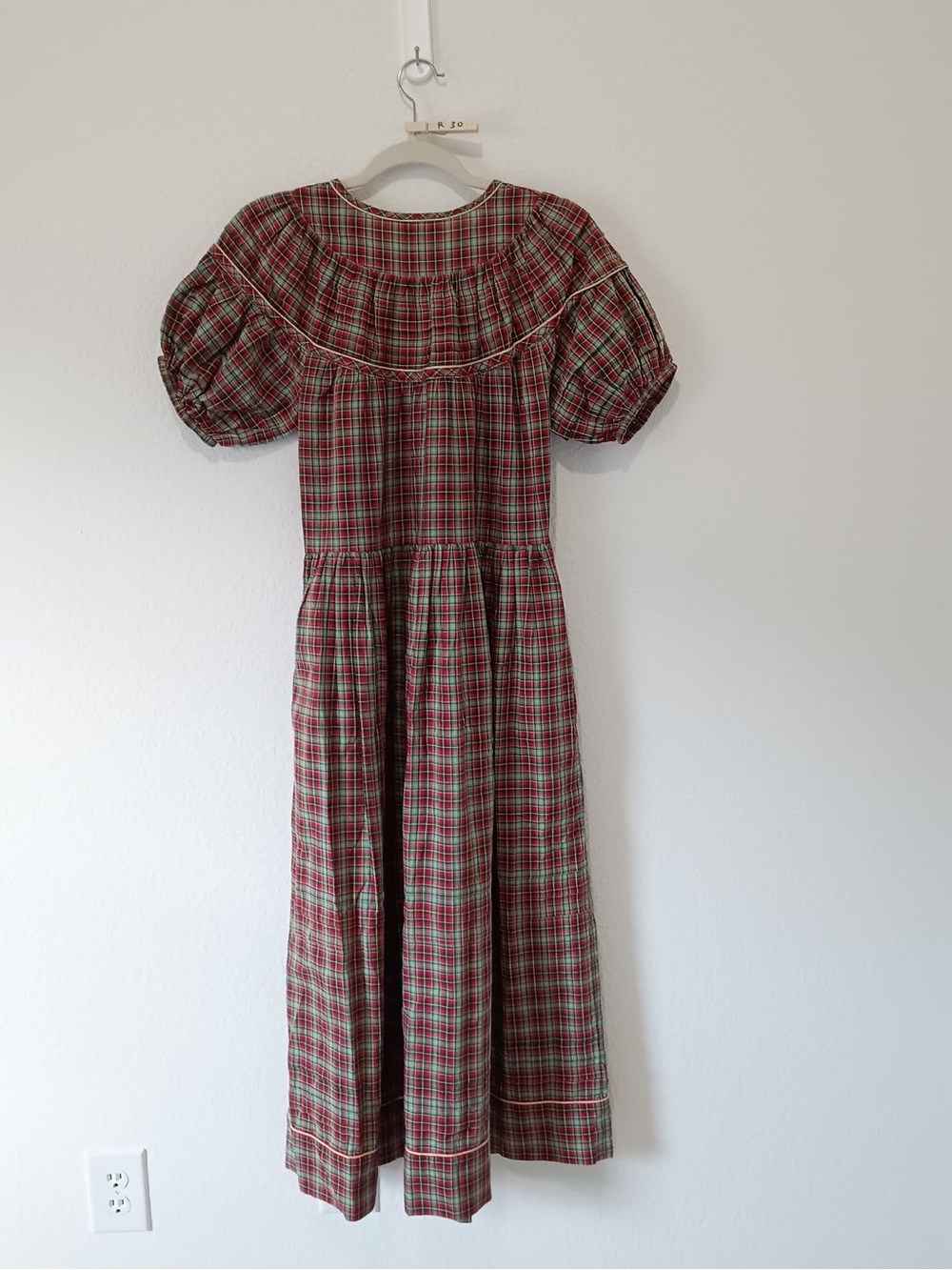 THE GREAT. Red and Green Plaid Maxi Dress size 0 - Picture 4 of 6